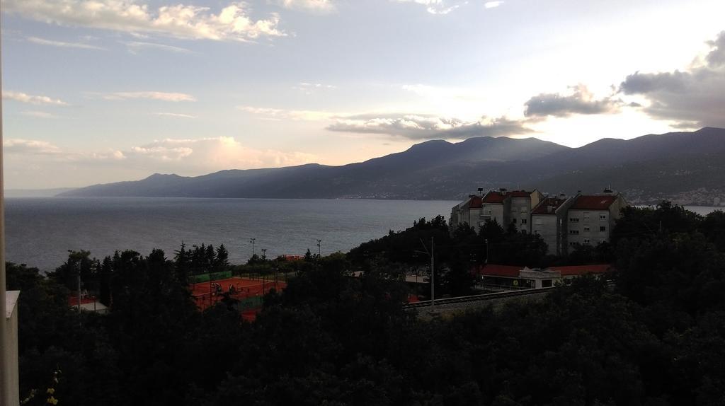 Apartment Julie 4 Rijeka Luaran gambar