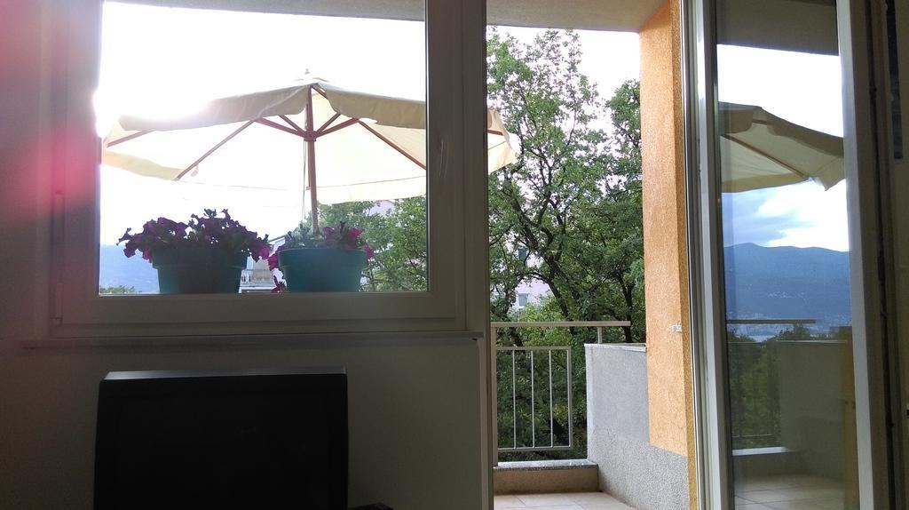Apartment Julie 4 Rijeka Luaran gambar